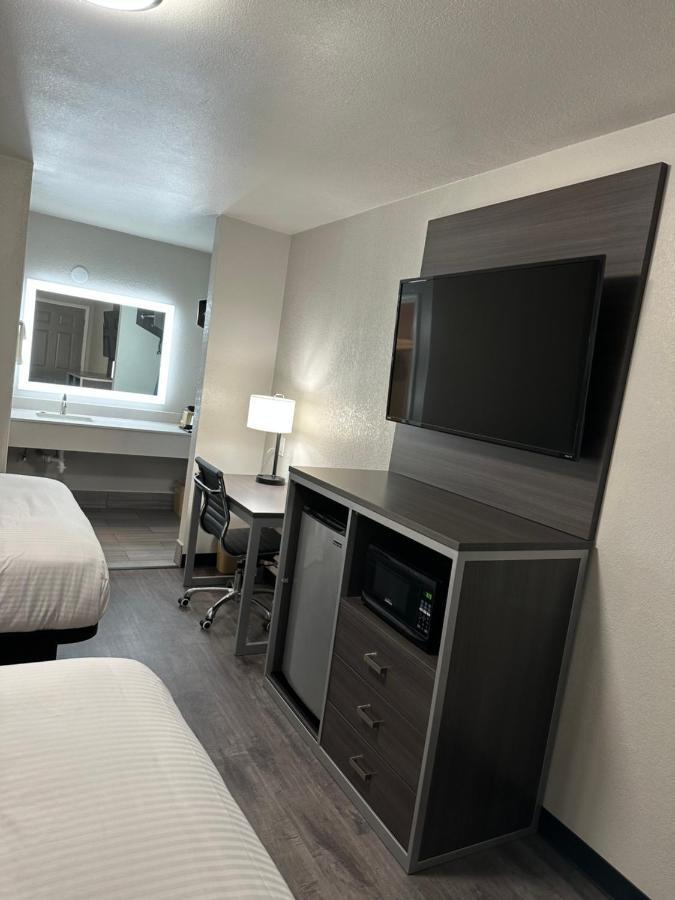 Sleepy Traveler Motel Wagoner Eksteriør billede